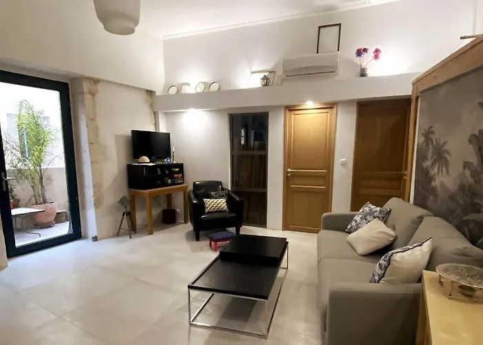 Beau T2 Central Clim Terrasse Superhote