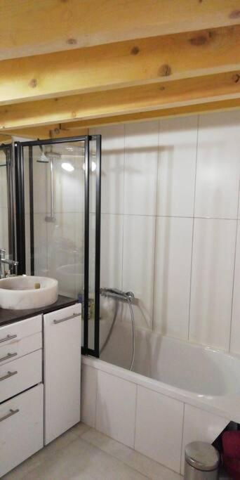 Beau T2 Clim Terrasse Superhote Apartment